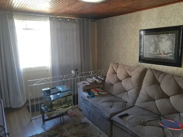 Casa com 602m² 5 quartos e 3 banheiros, à venda, no bairro São Lourenço em Curitiba