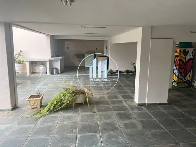 Casa com 320m² 4 quartos e 2 banheiros, à venda, no bairro Santa Filomena em Pouso Alegre