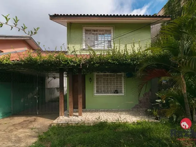 Casa 4 quartos e 2 banheiros, para alugar, no bairro Vila Izabel em Curitiba
