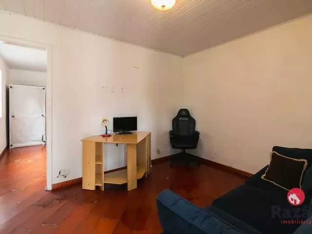 Casa 4 quartos e 2 banheiros, para alugar, no bairro Vila Izabel em Curitiba