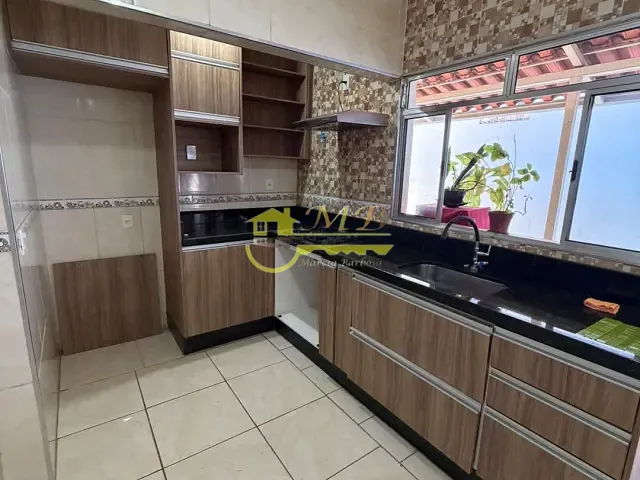 Casa 2 quartos e 1 banheiro, para alugar, no bairro Vila Aeroporto em Campinas