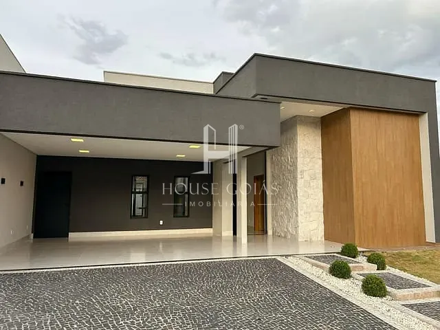 Casa com 374m² 4 quartos e 6 banheiros, à venda, no bairro Jardins Nápoles em Senador Canedo