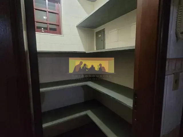 Casa com 595m² 3 quartos e 3 banheiros, para alugar, no bairro Parque das Universidades em Campinas