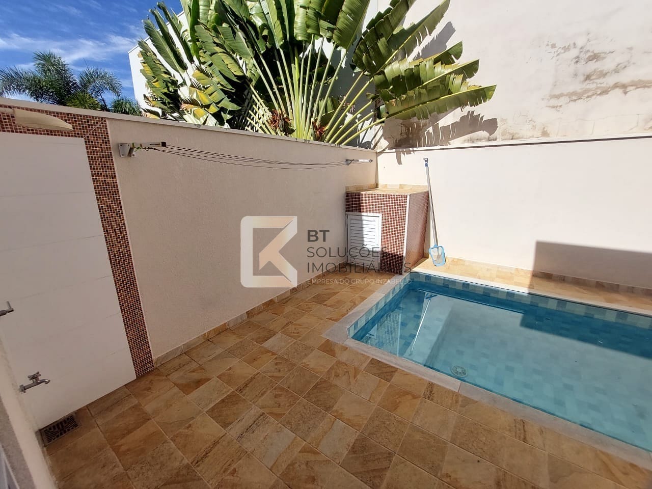 Casa para alugar com 3 quartos, 190m² - Foto 28