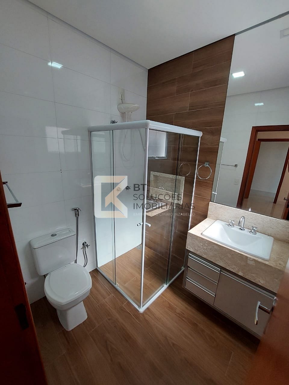 Casa para alugar com 3 quartos, 190m² - Foto 21
