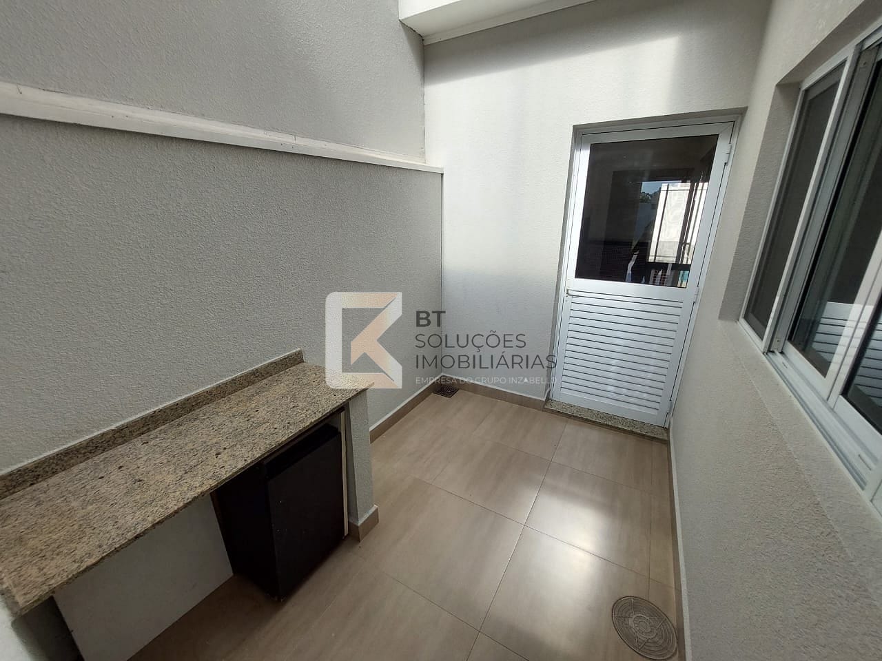 Casa para alugar com 3 quartos, 190m² - Foto 29
