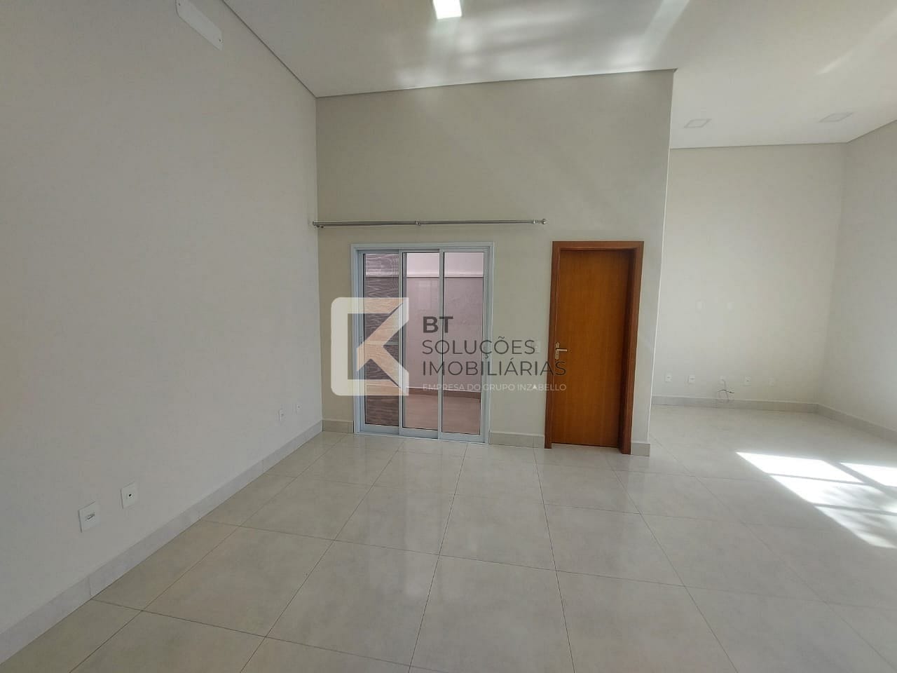 Casa para alugar com 3 quartos, 190m² - Foto 5