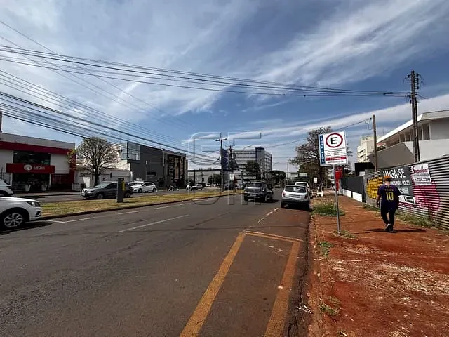 Casa à venda, no bairro Jardim Londrilar em Londrina