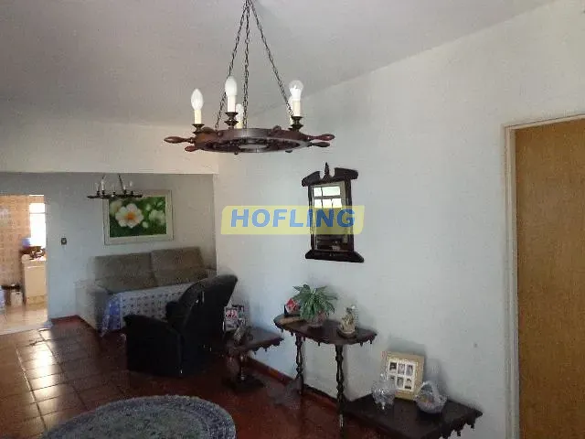 Casa com 450m² 3 quartos e 2 banheiros, à venda, no bairro Jardim A Karan em Rio Claro