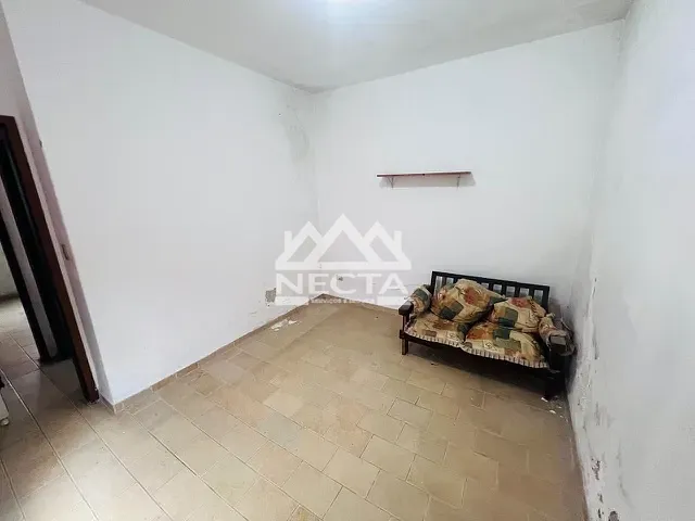 Casa com 250m² 3 quartos e 1 banheiro, à venda, no bairro Poiares em Caraguatatuba