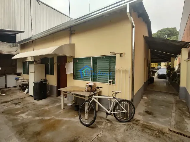Casa com 568m² 3 quartos e 2 banheiros, à venda, no bairro Recreio Campestre Jóia em Indaiatuba