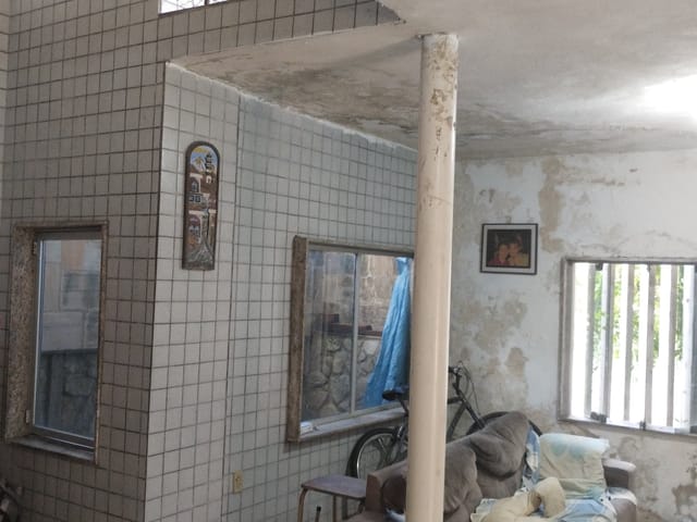 Casa 4 quartos e 2 banheiros, à venda, no bairro Arruda em Recife
