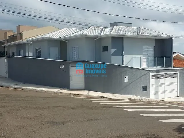 Casa 3 quartos e 3 banheiros, à venda, no bairro Jardim Ouro Verde em Guaxupé