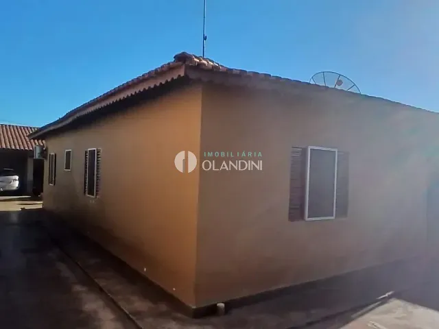 Casa com 300m² 3 quartos e 2 banheiros, à venda, no bairro Parque Residencial Itamaraty em Artur Nogueira