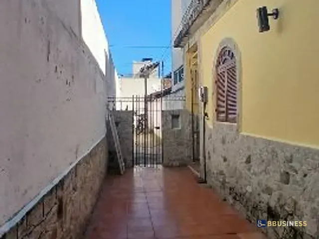Casa com 70m² 2 quartos e 1 banheiro, à venda, no bairro Centro em Campos dos Goytacazes