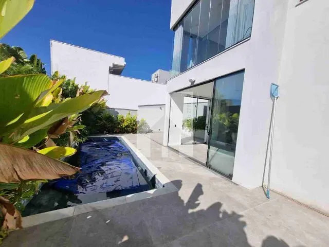 Casa com 452m² 3 quartos e 5 banheiros, à venda, no bairro Engordadouro em Jundiaí