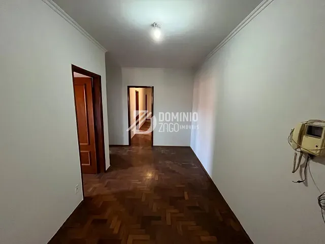 Casa 4 quartos e 5 banheiros, à venda, no bairro Jardim São Bento em Uberaba
