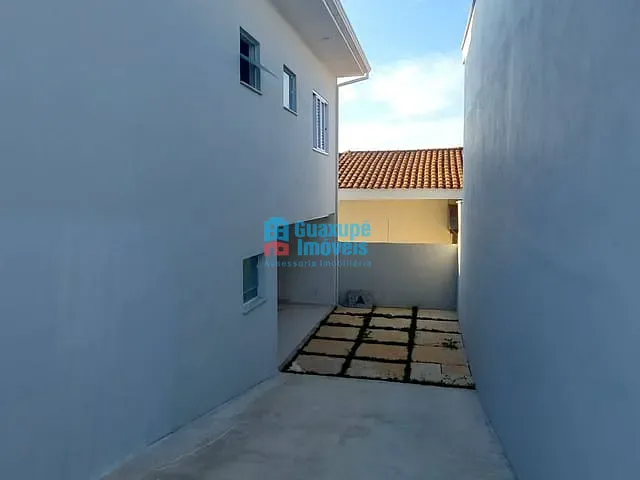 Casa 3 quartos e 2 banheiros, à venda, no bairro Jardim Ouro Verde em Guaxupé