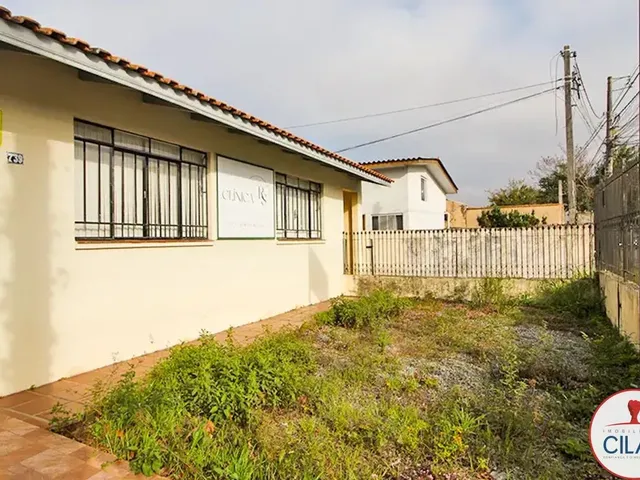 Casa 3 quartos e 3 banheiros, à venda, no bairro Portão em Curitiba