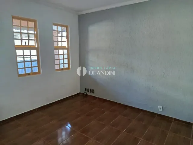 Casa 2 quartos e 1 banheiro, à venda, no bairro Jardim Conservani em Artur Nogueira