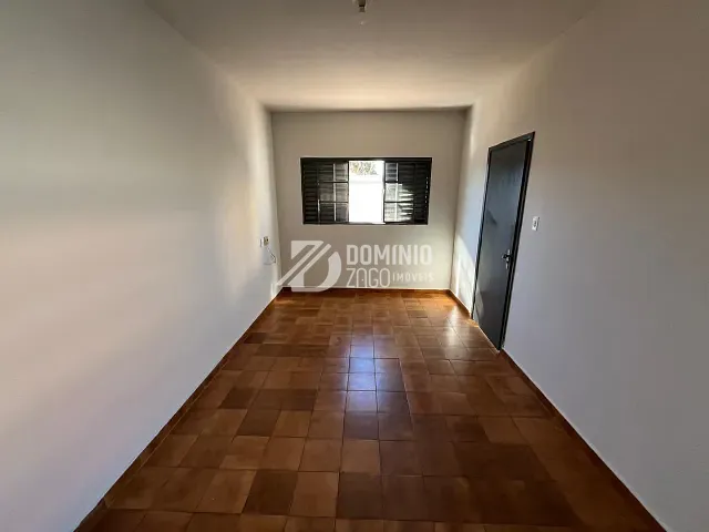 Casa 3 quartos e 1 banheiro, à venda, no bairro Boa Vista em Uberaba