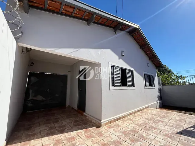 Casa 3 quartos e 1 banheiro, à venda, no bairro Boa Vista em Uberaba