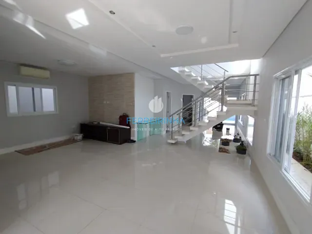 Casa com 250m² 4 quartos e 5 banheiros, à venda, no bairro Urbanova em São José dos Campos
