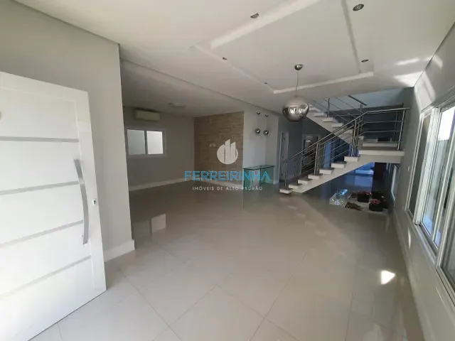 Casa com 250m² 4 quartos e 5 banheiros, à venda, no bairro Urbanova em São José dos Campos