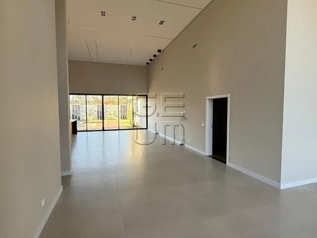 Casa com 800m² 3 quartos e 5 banheiros, à venda, no bairro Jardim União em Cambé