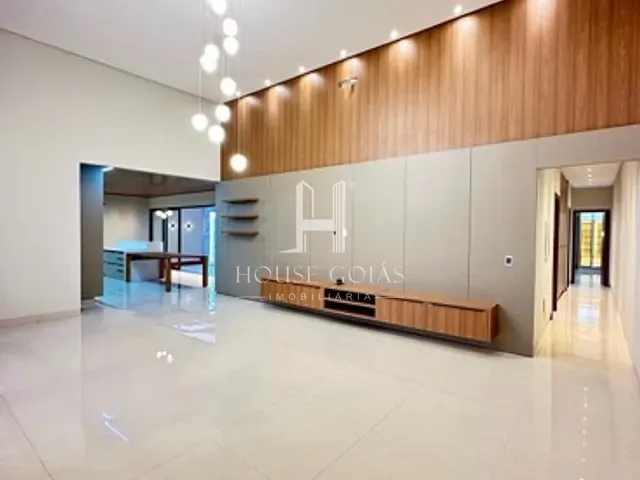 Casa com 390m² 3 quartos e 4 banheiros, à venda, no bairro Jardim Europa em Goiânia