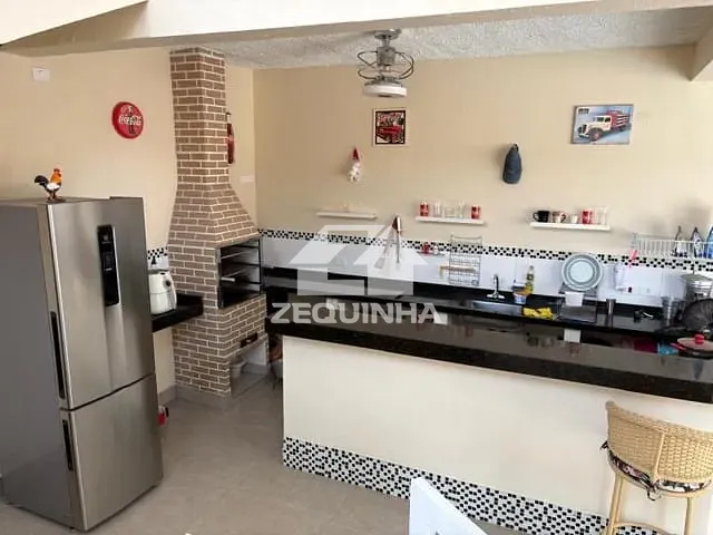 Casa com 457m² 3 quartos e 4 banheiros, à venda, no bairro City Bussocaba em Osasco