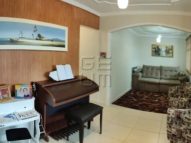 Casa com 200m² 3 quartos e 3 banheiros, à venda, no bairro Ernani Moura Lima em Londrina