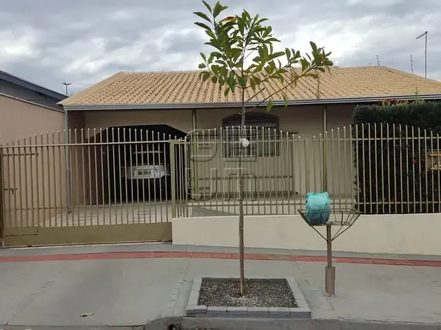 Casa com 200m² 3 quartos e 3 banheiros, à venda, no bairro Ernani Moura Lima em Londrina