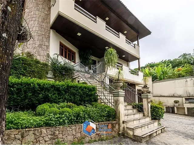 Casa 5 quartos e 7 banheiros, à venda, no bairro Morumbi em São Paulo