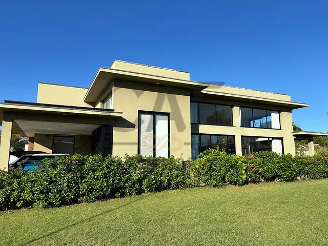 Casa 3 quartos e 4 banheiros, à venda, no bairro Residencial Campo Camanducaia em Jaguariúna