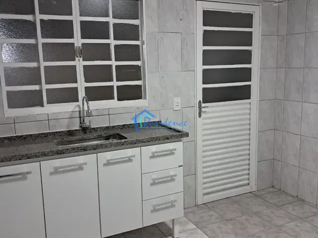 Casa 1 quarto e 1 banheiro, para alugar, no bairro Centro em Indaiatuba