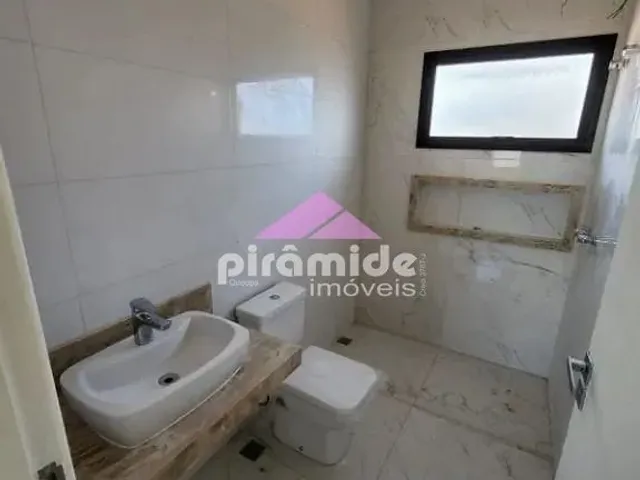Casa com 250m² 3 quartos e 2 banheiros, à venda, no bairro Parque Residencial Maria Elmira em Caçapava