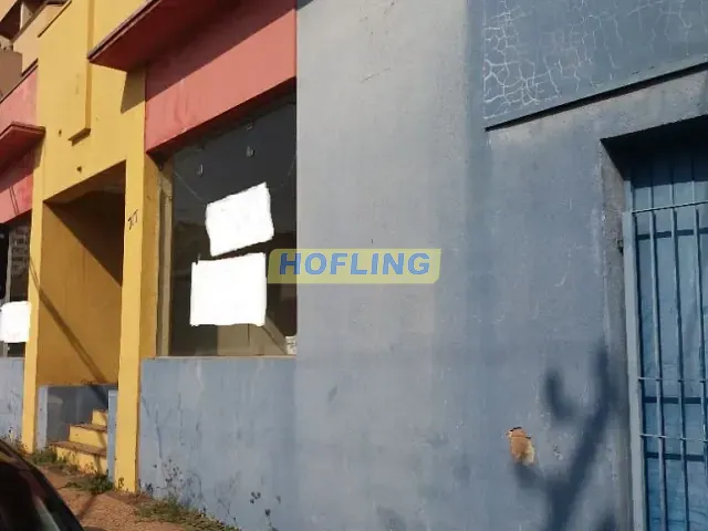 Casa com 691m², à venda ou para alugar, no bairro Centro em Rio Claro