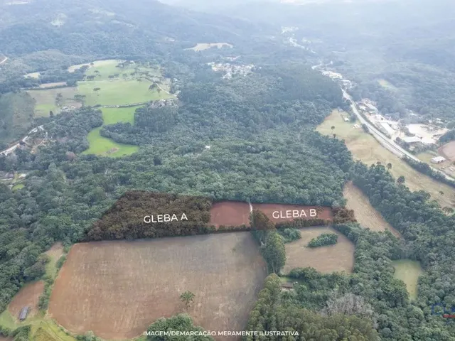 Casa à venda, no bairro BATEIAS em Campo Largo