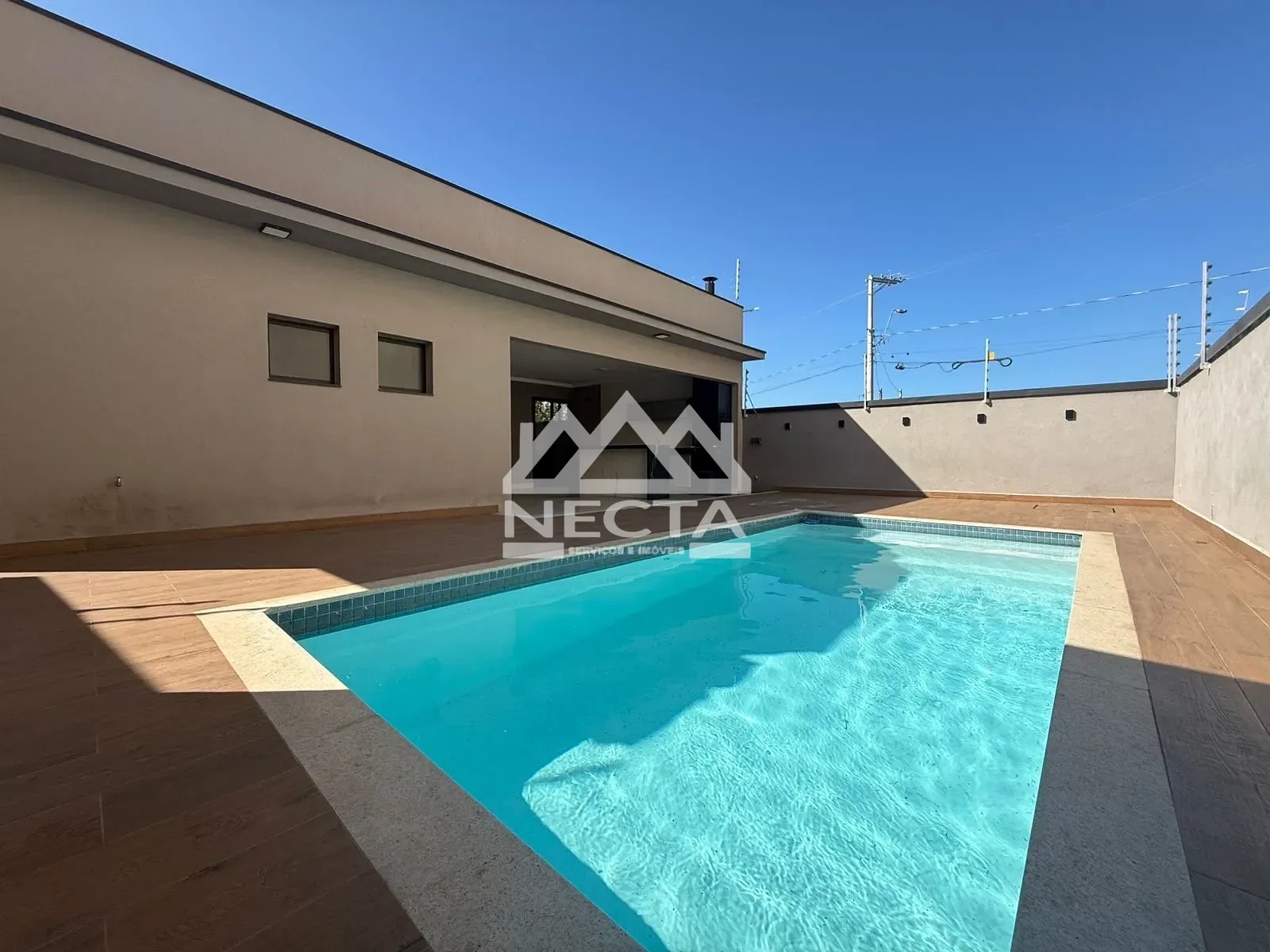Casa, 3 quartos, 240 m² - Foto 1