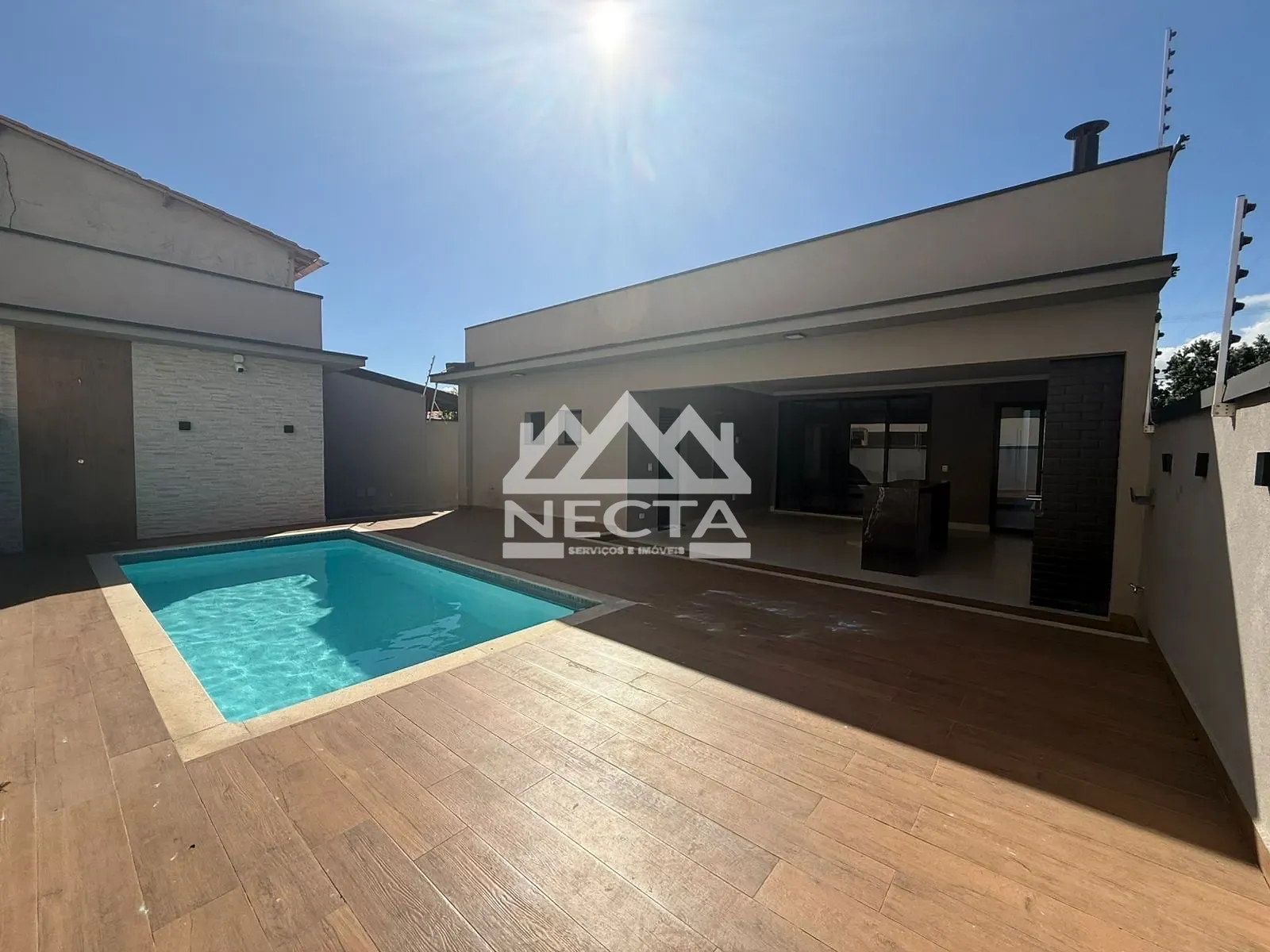Casa, 3 quartos, 240 m² - Foto 2