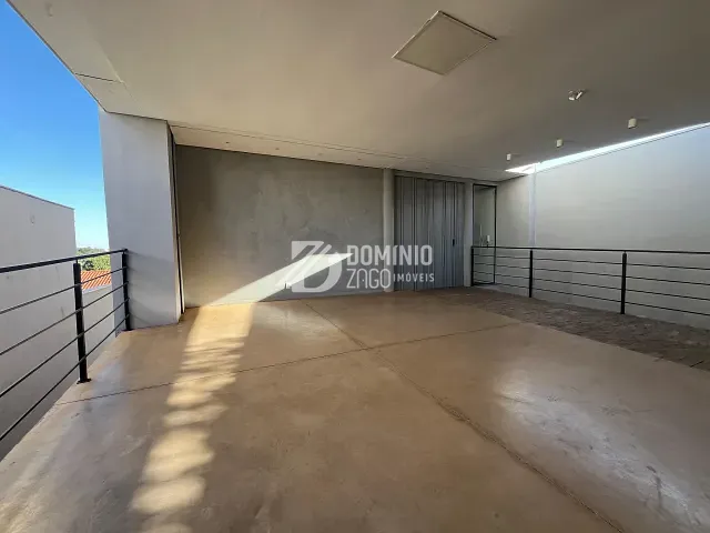 Casa com 463m², à venda, no bairro Boa Vista em Uberaba
