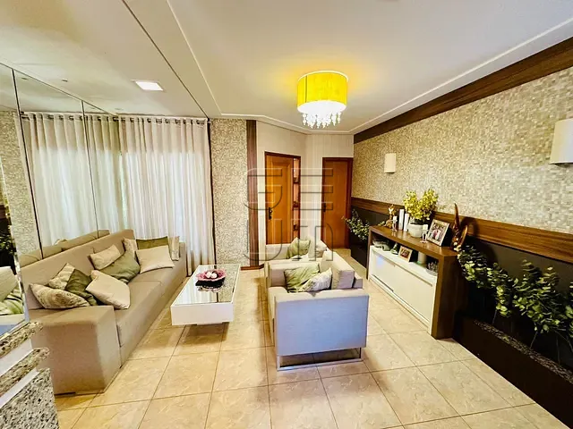 Casa com 250m² 4 quartos e 4 banheiros, à venda, no bairro Aeroporto em Londrina