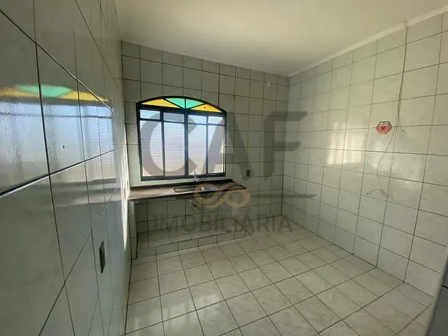 Casa 3 quartos e 1 banheiro, para alugar, no bairro Jardim Alice em Jaguariúna