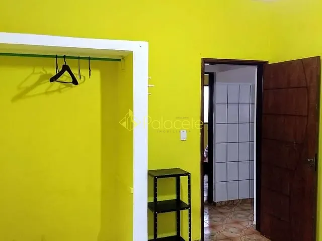 Casa com 500m² 3 quartos e 2 banheiros, à venda, no bairro Centro em Ubatuba