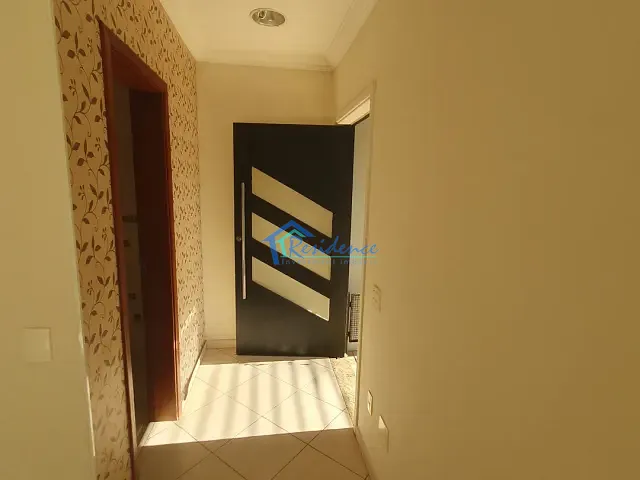Casa 3 quartos e 2 banheiros, para alugar, no bairro Portal das Acácias em Indaiatuba