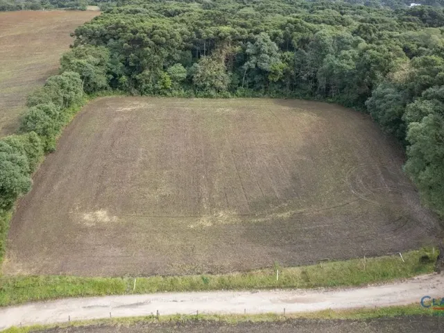 Casa à venda, no bairro BATEIAS em Campo Largo