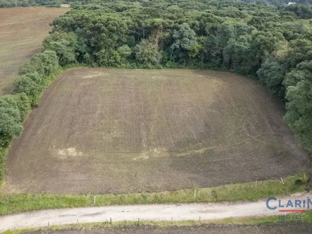 Casa à venda, no bairro BATEIAS em Campo Largo