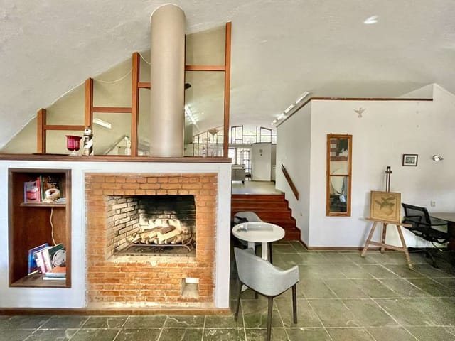 Casa com 1147m² 4 quartos e 5 banheiros, à venda, no bairro Vila Santo Antonio de Carapicuiba em Cotia