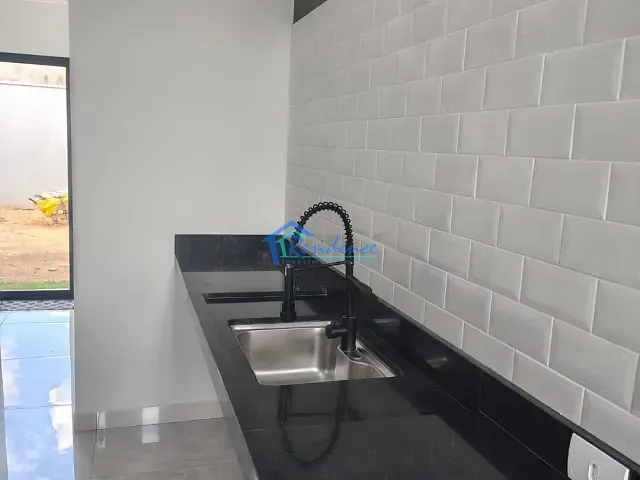 Casa com 188m² 3 quartos e 2 banheiros, à venda, no bairro Residencial Barnabé em Salto